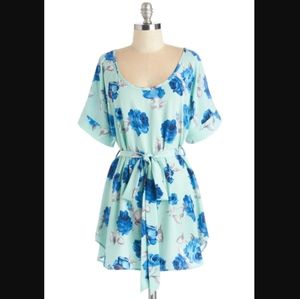 Modcloth Medium Format belted tunic in mint